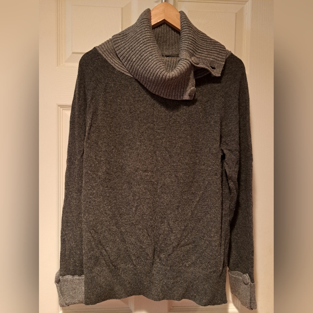 Banana Republic Charcoal Turtleneck Sweater